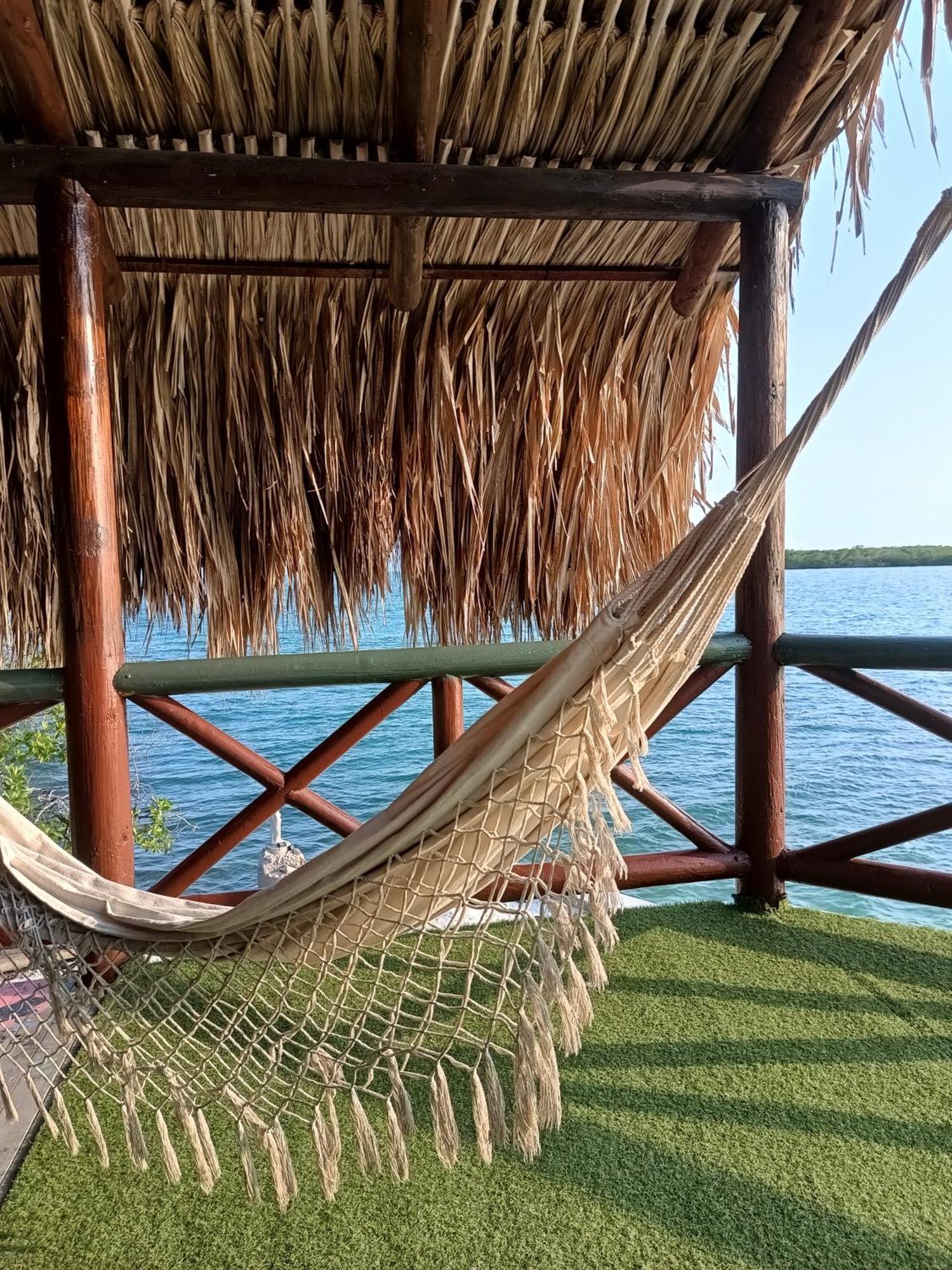 El Arca Hotel Tintipan Island Exterior photo